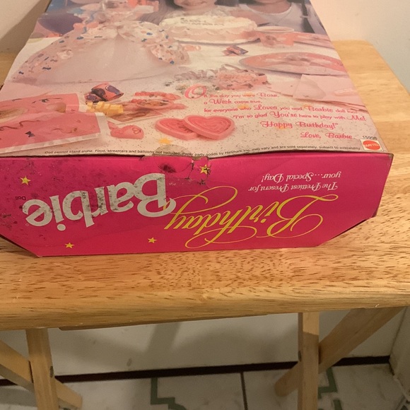 1996 birthday Barbie - Picture 6 of 11